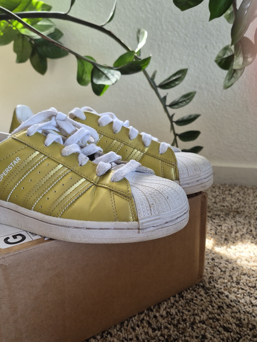 Gold Adidas Size 7
